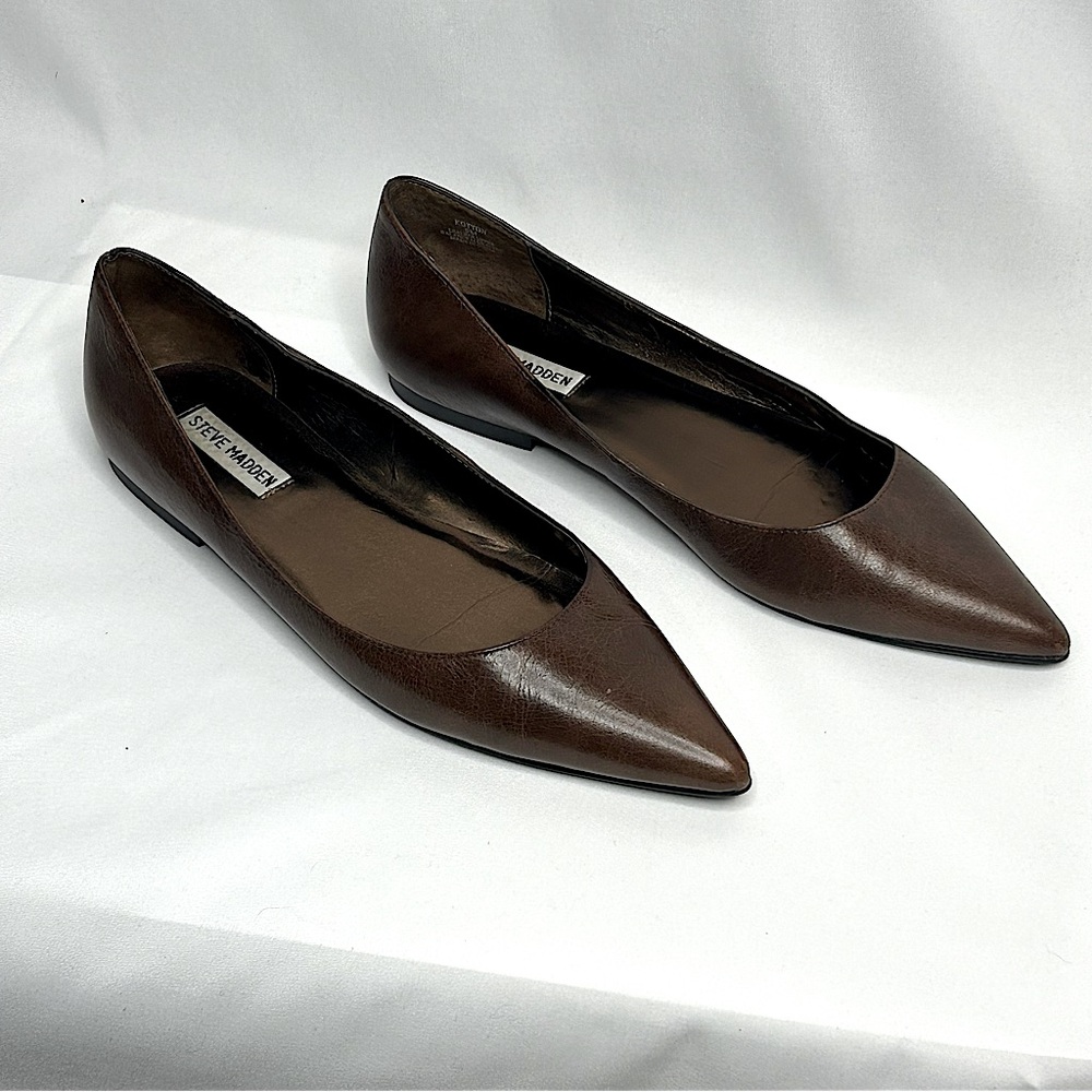 Steve Madden Brown Pointed Toe Flats, 9